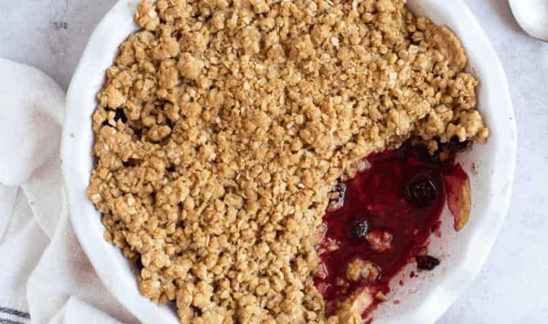 Jamie Oliver Apple and Blackberry Crumble