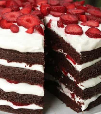 Jamie Oliver Chocolate and Strawberry Cake